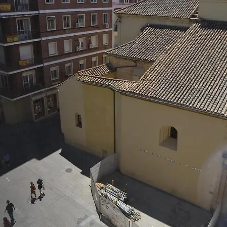 Torre De Campanas Apartment *